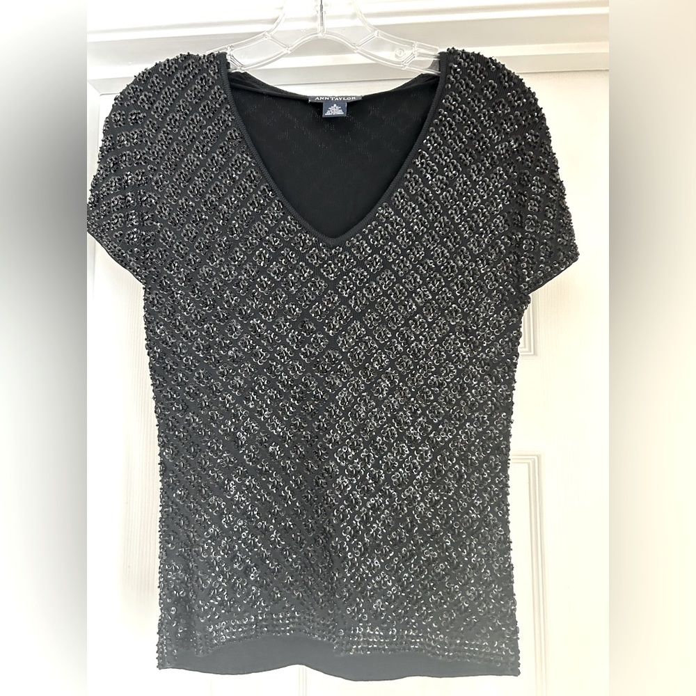 Ann Taylor beaded top. Stretch material. Size small